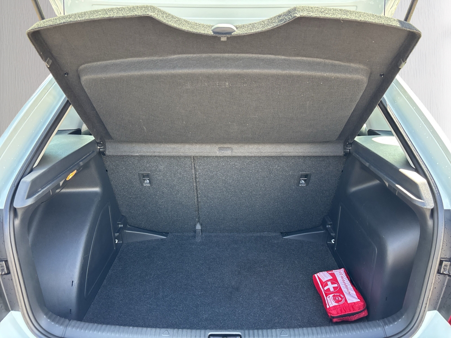 Fahrzeugabbildung SKODA Rapid Spaceback Cool Edition PDC LM Klima SHZ