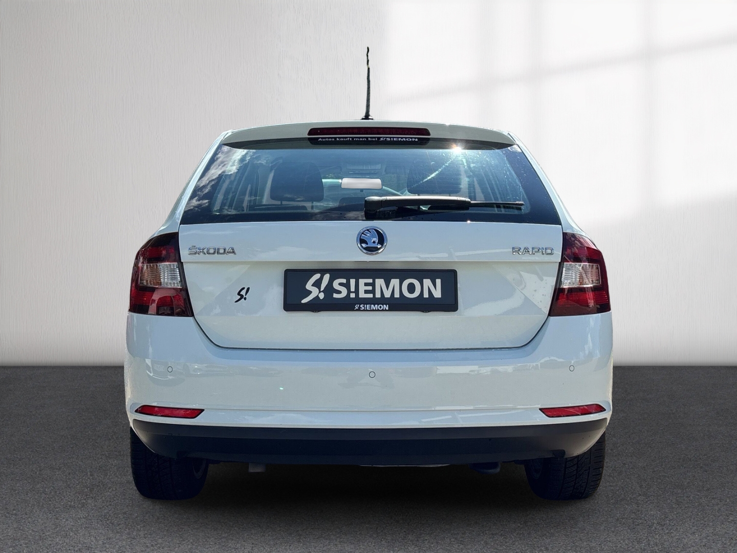 Fahrzeugabbildung SKODA Rapid Spaceback Cool Edition PDC LM Klima SHZ