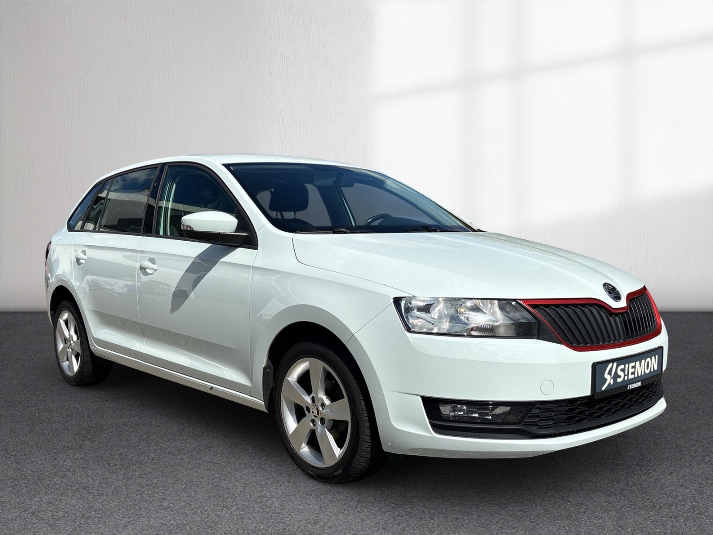 Fahrzeugabbildung SKODA Rapid Spaceback Cool Edition PDC LM Klima SHZ