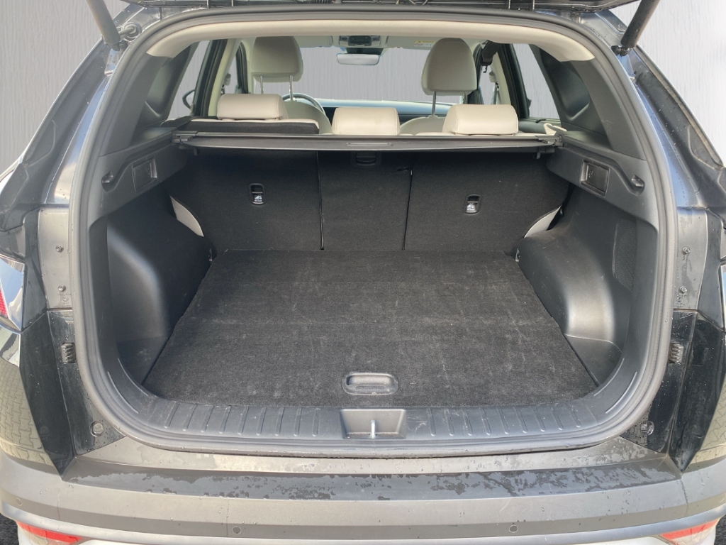 Fahrzeugabbildung Hyundai TUCSON FL PHEV 1.6 AT 4WD MY25 Prime ECS Assist-P MATRIX-LED Leder Digitales Cockpit
