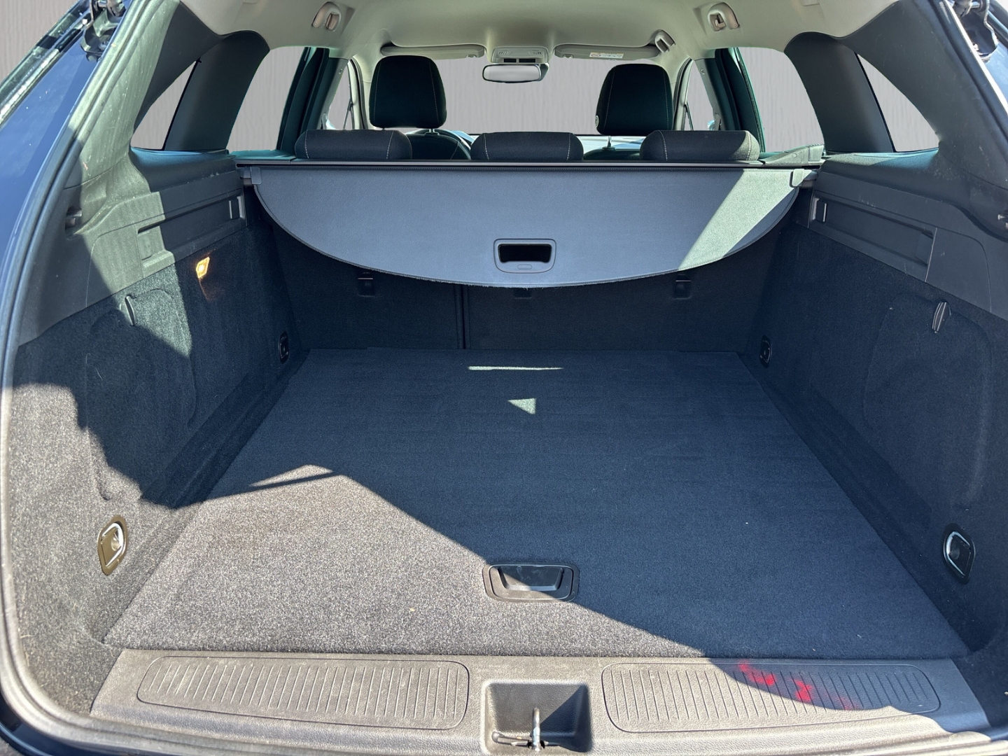 Fahrzeugabbildung Opel Astra K ST Turbo 120 Jahre LED Temp SHZ PDCv+h