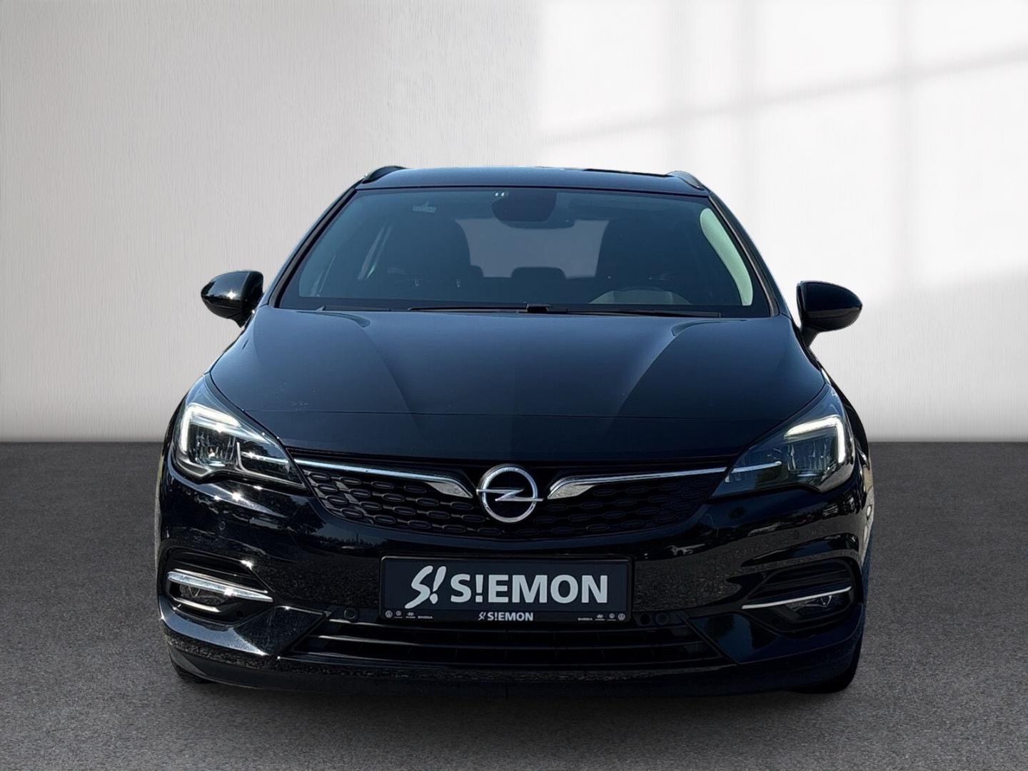 Fahrzeugabbildung Opel Astra K ST Turbo 120 Jahre LED Temp SHZ PDCv+h