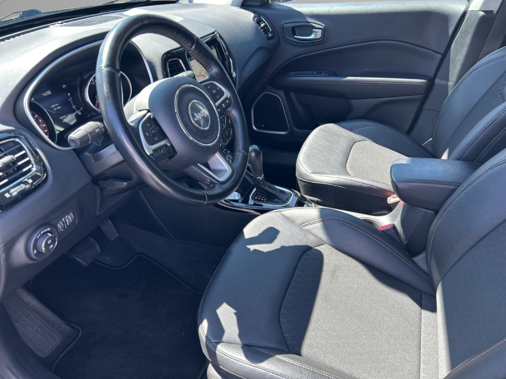 Fahrzeugabbildung Jeep Compass Limited TW ACC NAV KLIM SHZ ALPINE DCT