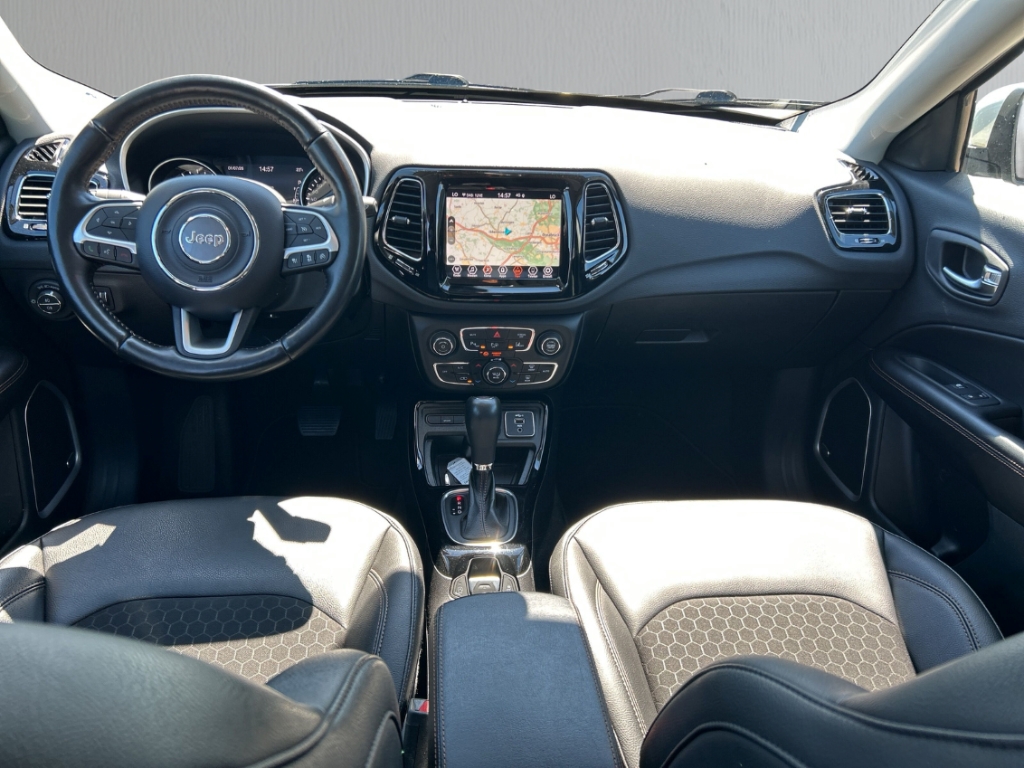 Fahrzeugabbildung Jeep Compass Limited TW ACC NAV KLIM SHZ ALPINE DCT