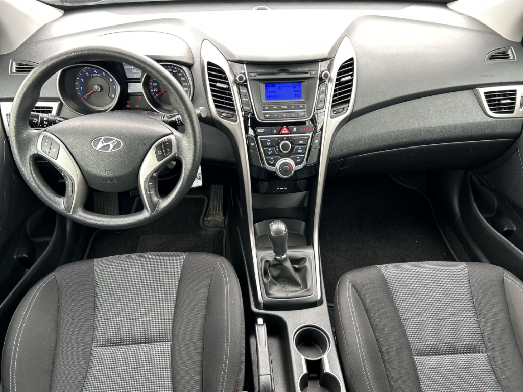 Fahrzeugabbildung Hyundai i30cw 1.4 GDI Classic Klima Bluetooth PDC Allwetter
