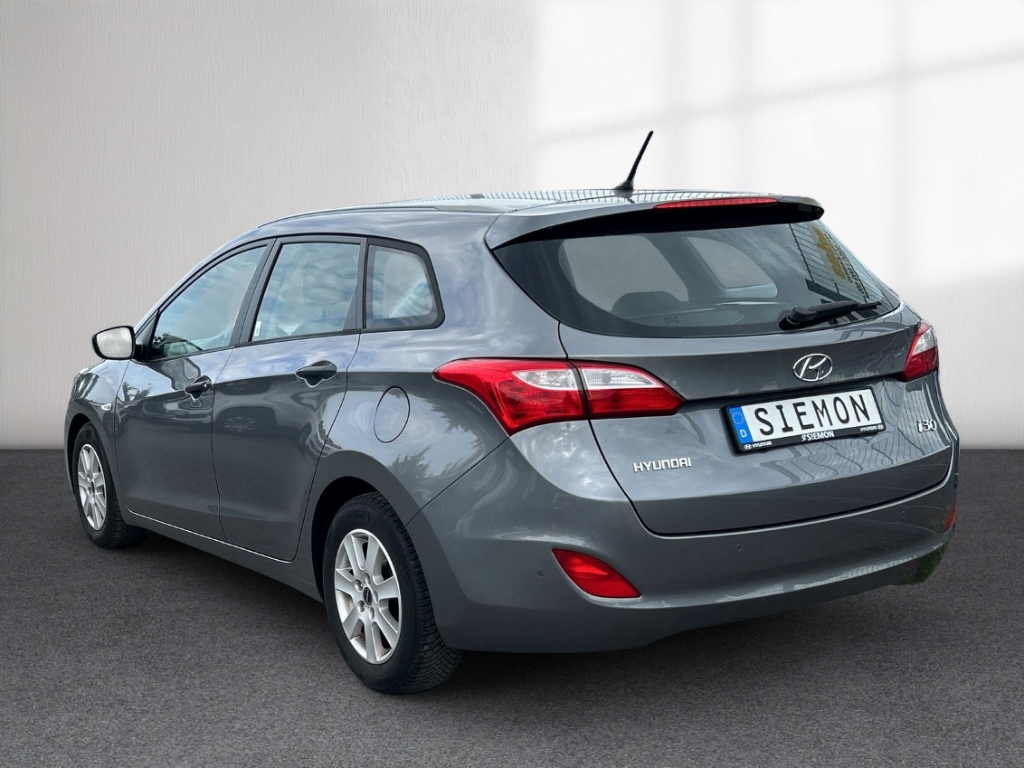 Fahrzeugabbildung Hyundai i30cw 1.4 GDI Classic Klima Bluetooth PDC Allwetter