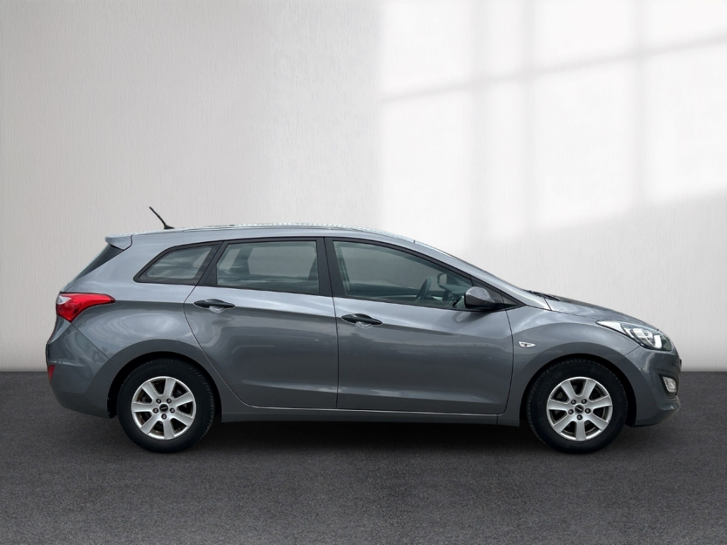 Fahrzeugabbildung Hyundai i30cw 1.4 GDI Classic Klima Bluetooth PDC Allwetter