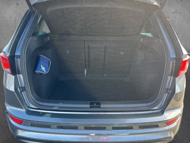 Fahrzeugabbildung CUPRA Ateca Basis 1.5 TSI DSG Pano 19 DCC Beats eHK PDCv+h LED