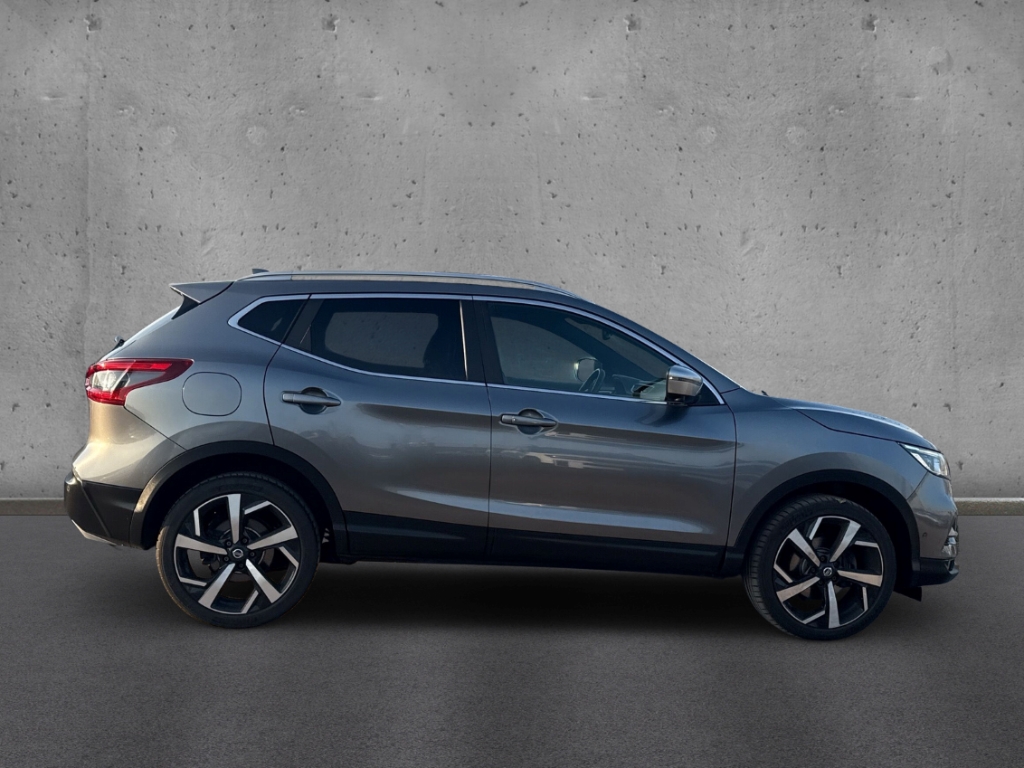 Fahrzeugabbildung Nissan Qashqai 1.5 dCi Tekna 4x2 Leder Pano Bose LED 360Kamera Navi