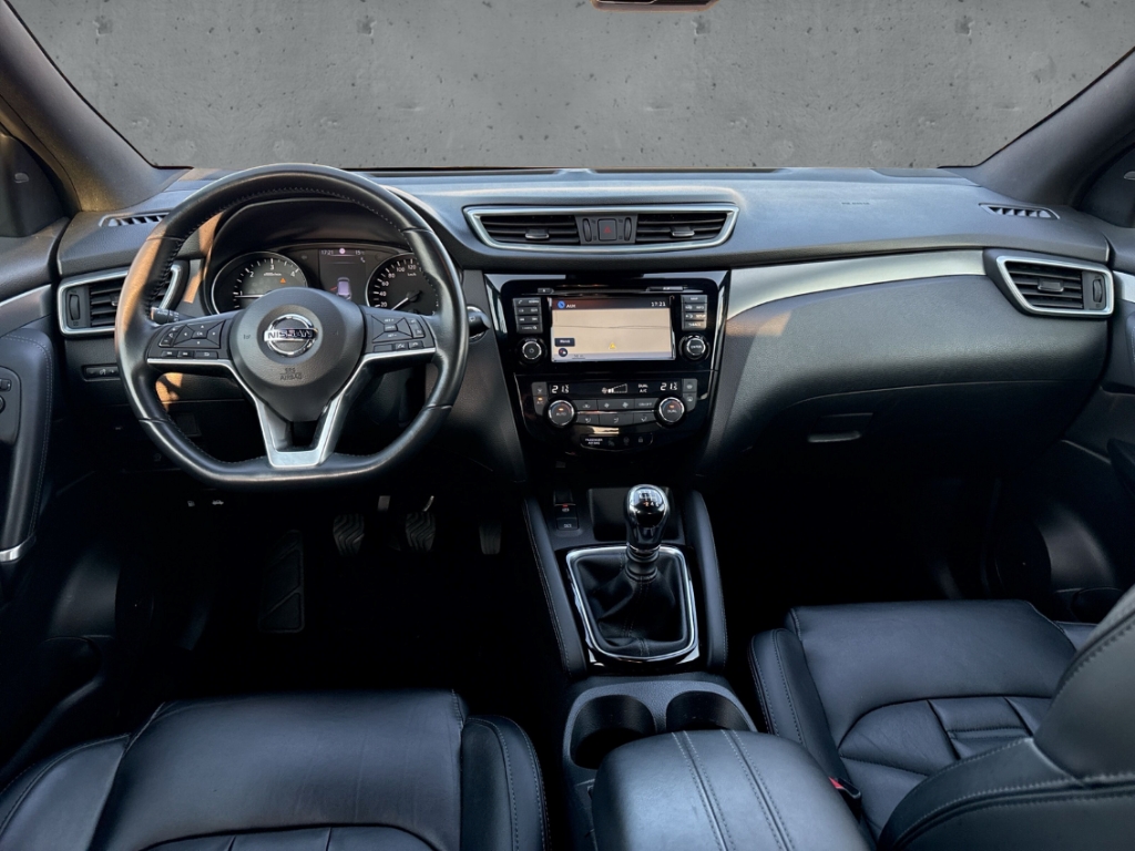 Fahrzeugabbildung Nissan Qashqai 1.5 dCi Tekna 4x2 Leder Pano Bose LED 360Kamera Navi