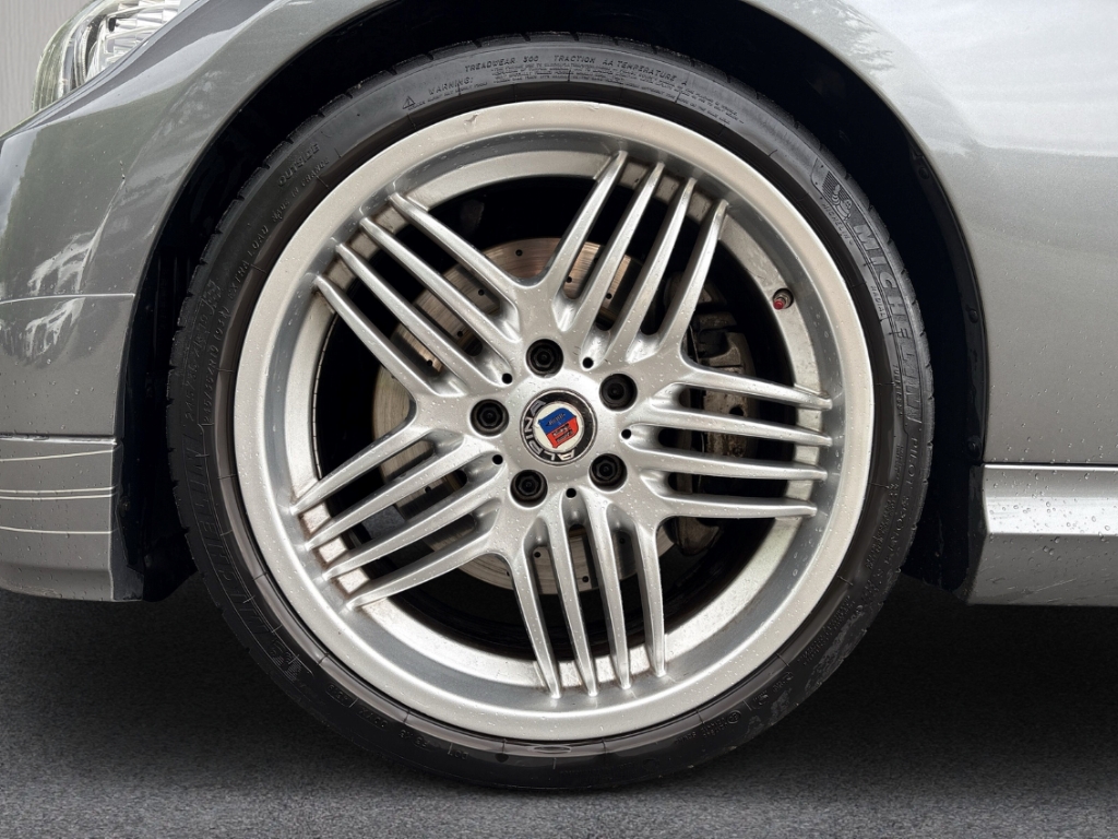 Fahrzeugabbildung Alpina B3 S BITURBO 400PS AHK LEDER XENON NAVI