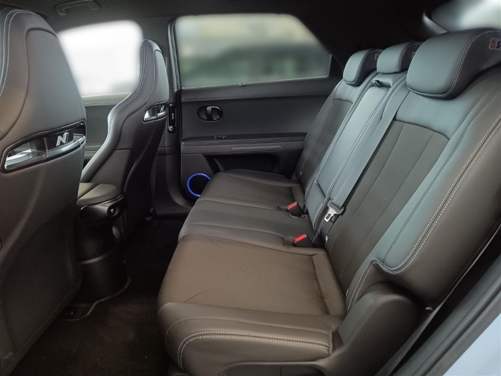 Fahrzeugabbildung Hyundai IONIQ 5 4WD 84kWh N-Performance HUD Navi Digitales Cockpit Sportpaket Soundsystem