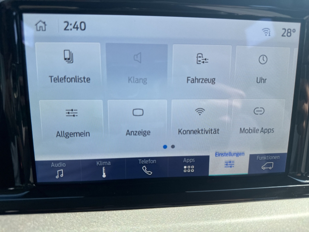 Fahrzeugabbildung Ford Tourneo Courier Titanium AHK AAC LM17 Winterpak. LED TFL