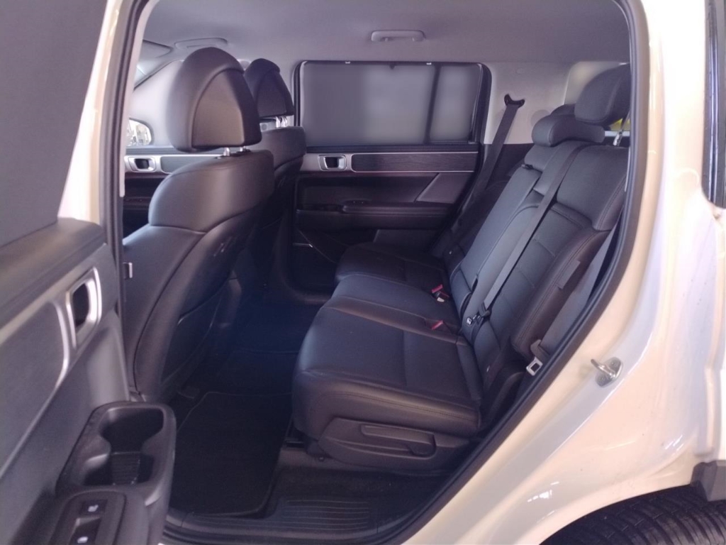 Fahrzeugabbildung Hyundai SANTA FE PHEV MY25 1.6 AT 4WD Signature Dig-Key 5-Sitz Navi Leder Digitales Cockpit