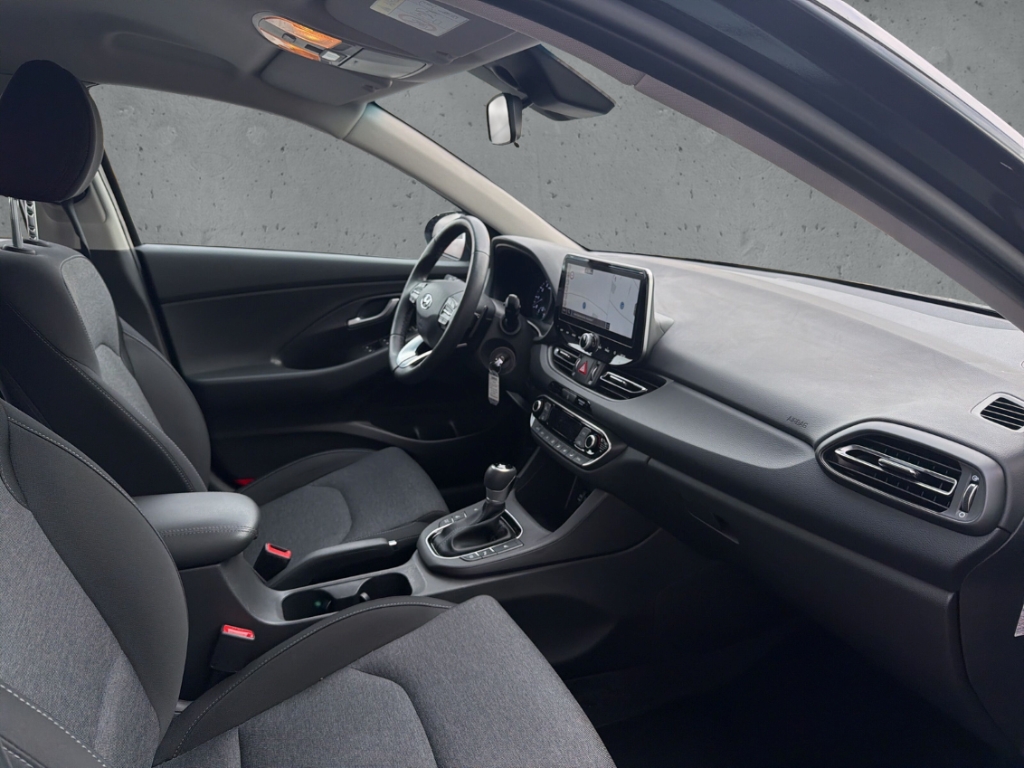 Fahrzeugabbildung Hyundai i30 FL 5-Trg 1.5 T-Gdi DCT 48V TREND Navigations