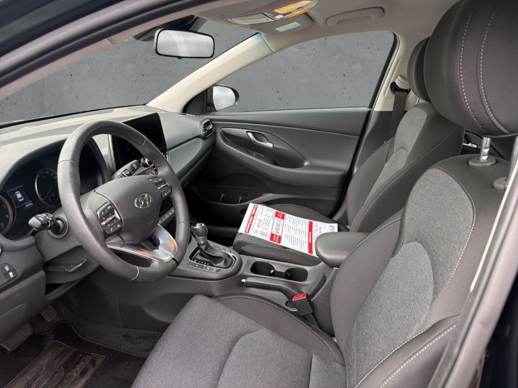 Fahrzeugabbildung Hyundai i30 FL 5-Trg 1.5 T-Gdi DCT 48V TREND Navigations