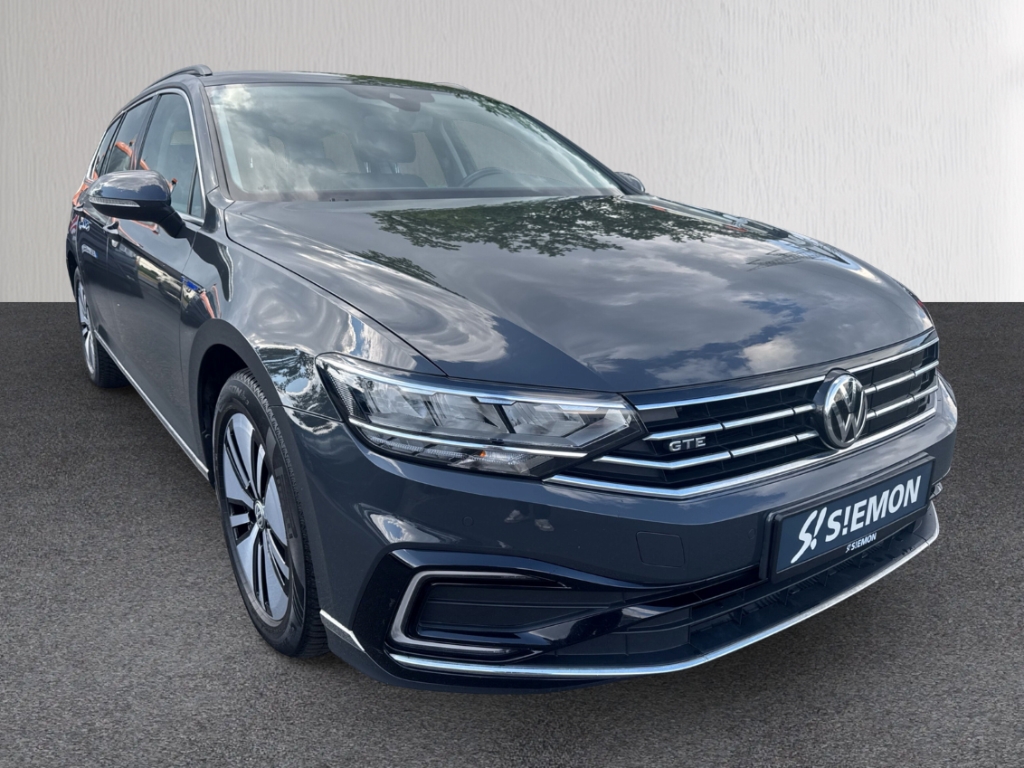 Fahrzeugabbildung Volkswagen Passat GTE 1.4 TSI Plug-In Hybrid DSG ACC SHZ PDCv+h