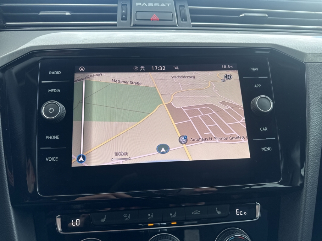 Fahrzeugabbildung Volkswagen Passat GTE 1.4 TSI Plug-In Hybrid DSG ACC SHZ PDCv+h
