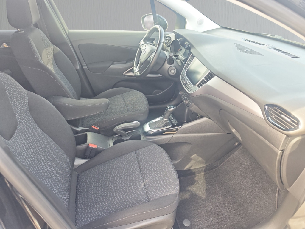 Fahrzeugabbildung Opel Crossland X Edition 1.2 Autom