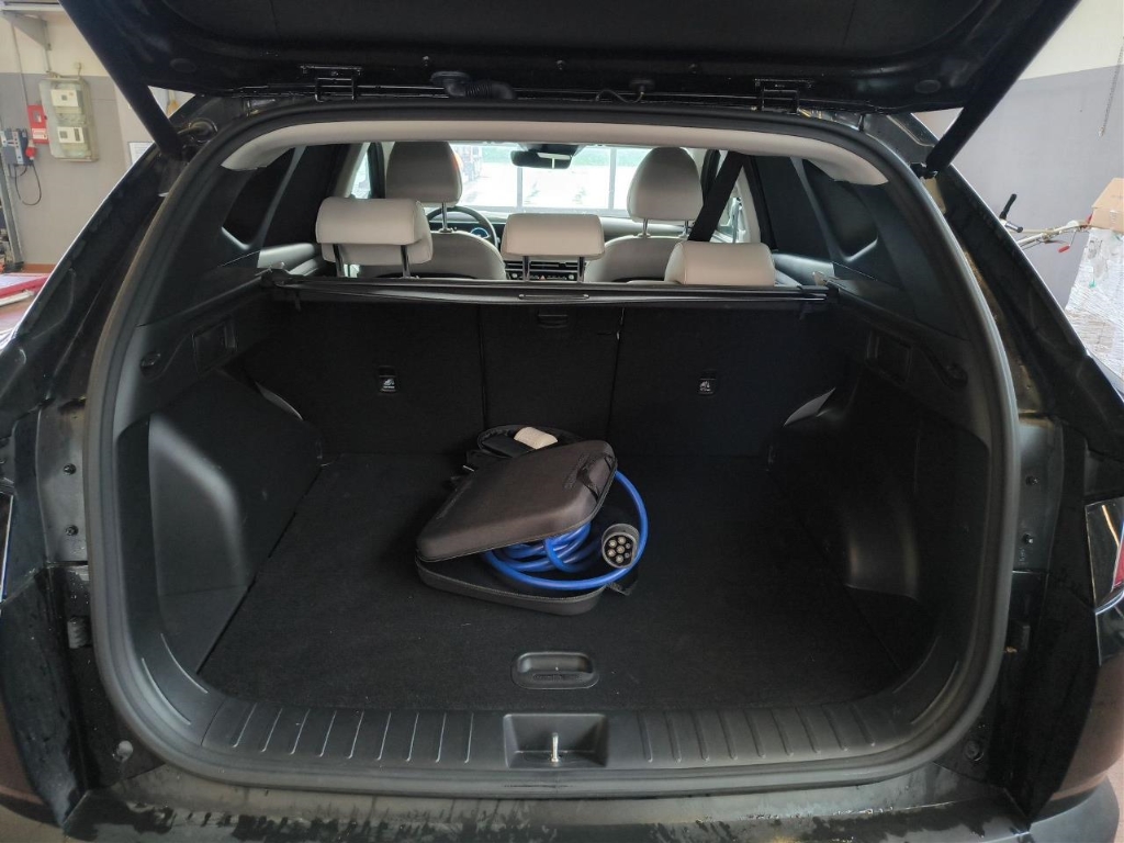 Fahrzeugabbildung Hyundai TUCSON FL PHEV 1.6 AT 4WD MY25 Prime ECS Assist-P MATRIX-LED Leder Digitales Cockpit Soundsystem