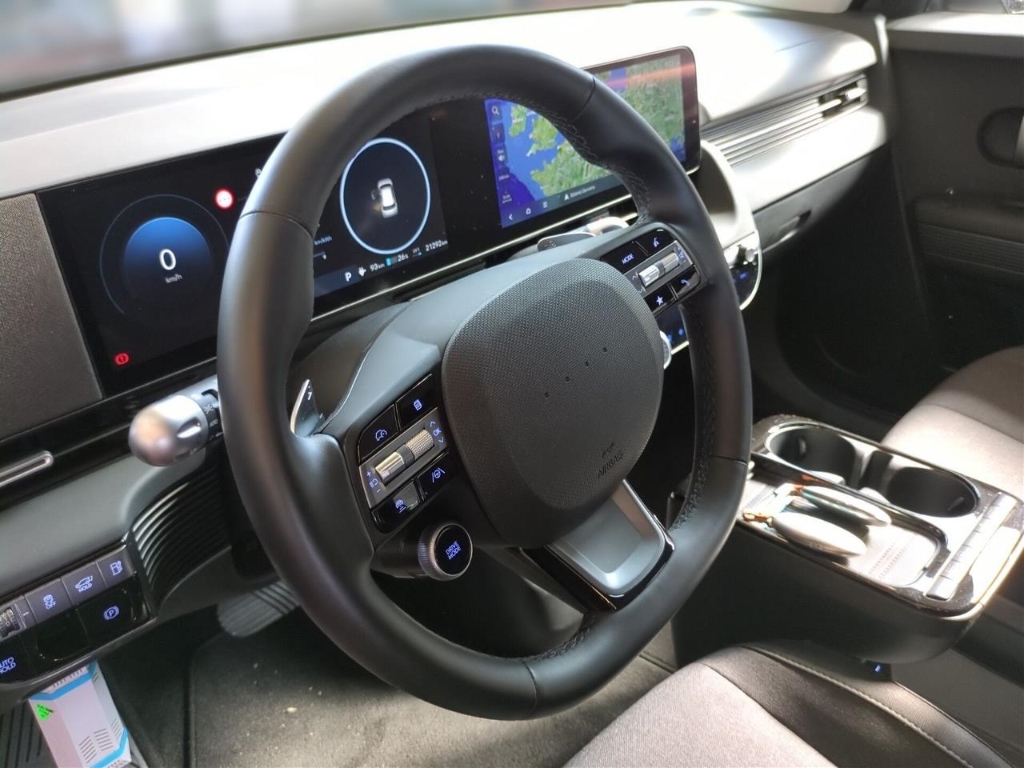 Fahrzeugabbildung Hyundai IONIQ 5 FL 84kWh 2WD MY25 DYNAMIQ el.Heckklappe Navi Digitales Cockpit LED ACC Apple CarPlay