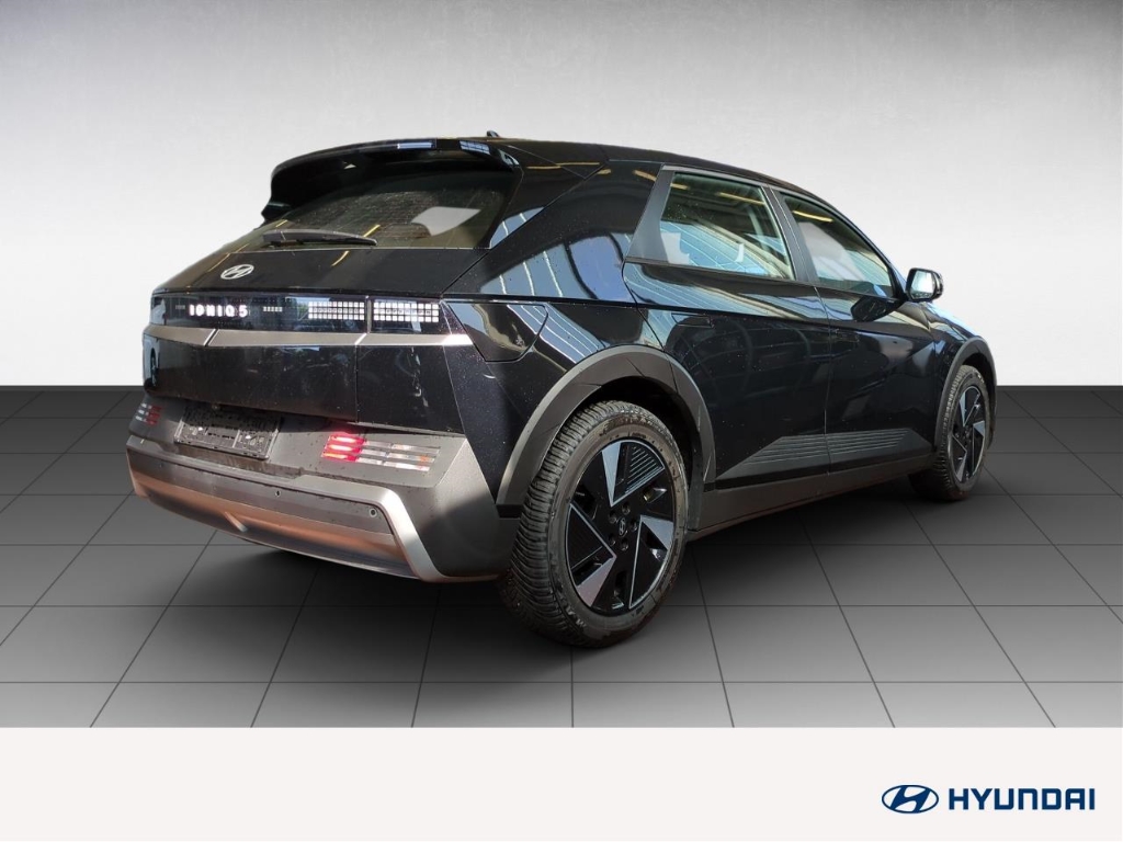 Fahrzeugabbildung Hyundai IONIQ 5 FL 84kWh 2WD MY25 DYNAMIQ el.Heckklappe Navi Digitales Cockpit LED ACC Apple CarPlay