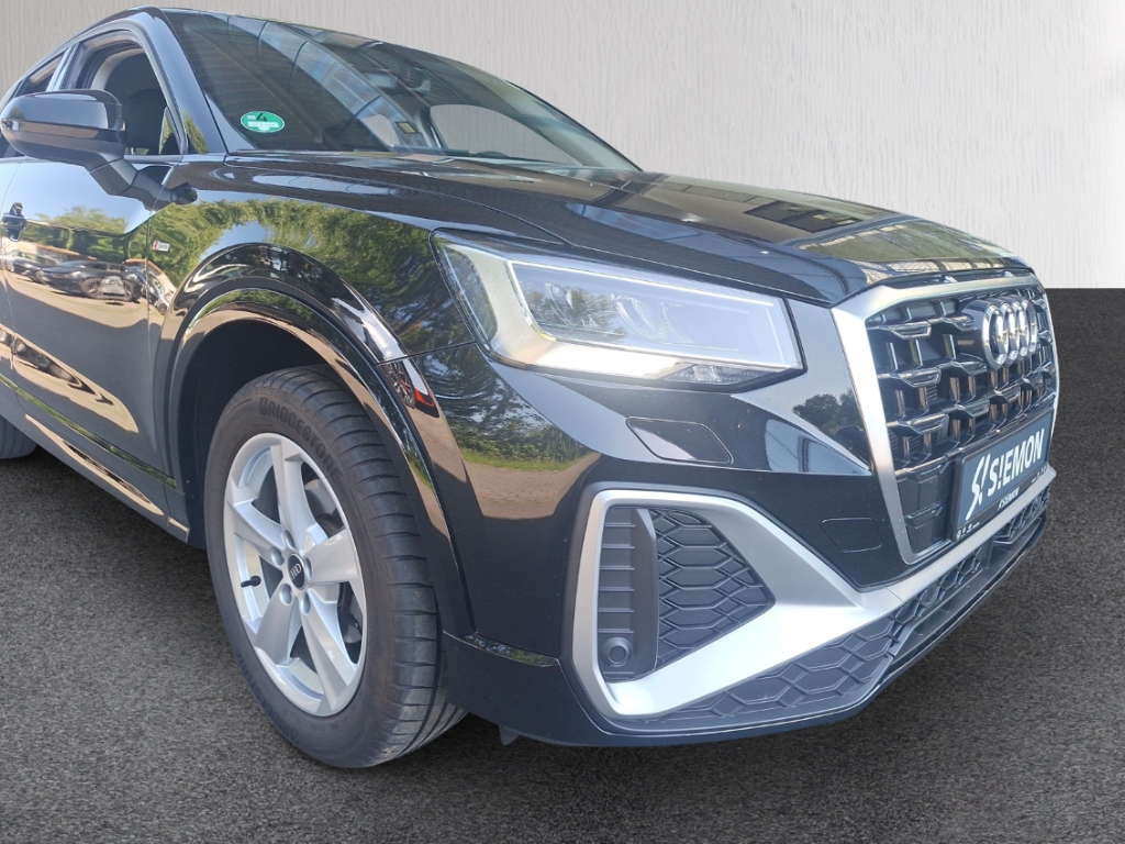 Fahrzeugabbildung Audi Q2 35 TFSI Stronic S line LED Navi Tempo SHZ PDC