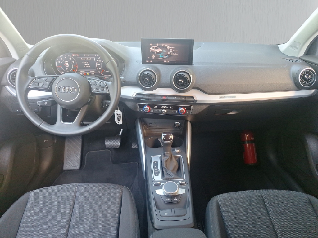 Fahrzeugabbildung Audi Q2 35 TFSI Stronic S line LED Navi Tempo SHZ PDC