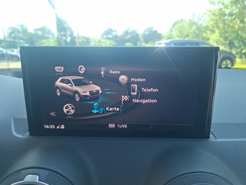 Fahrzeugabbildung Audi Q2 35 TFSI Stronic S line LED Navi Tempo SHZ PDC