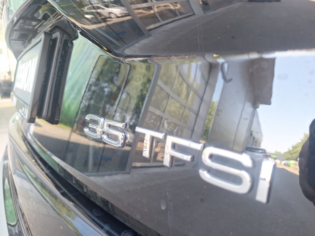 Fahrzeugabbildung Audi Q2 35 TFSI Stronic S line LED Navi Tempo SHZ PDC