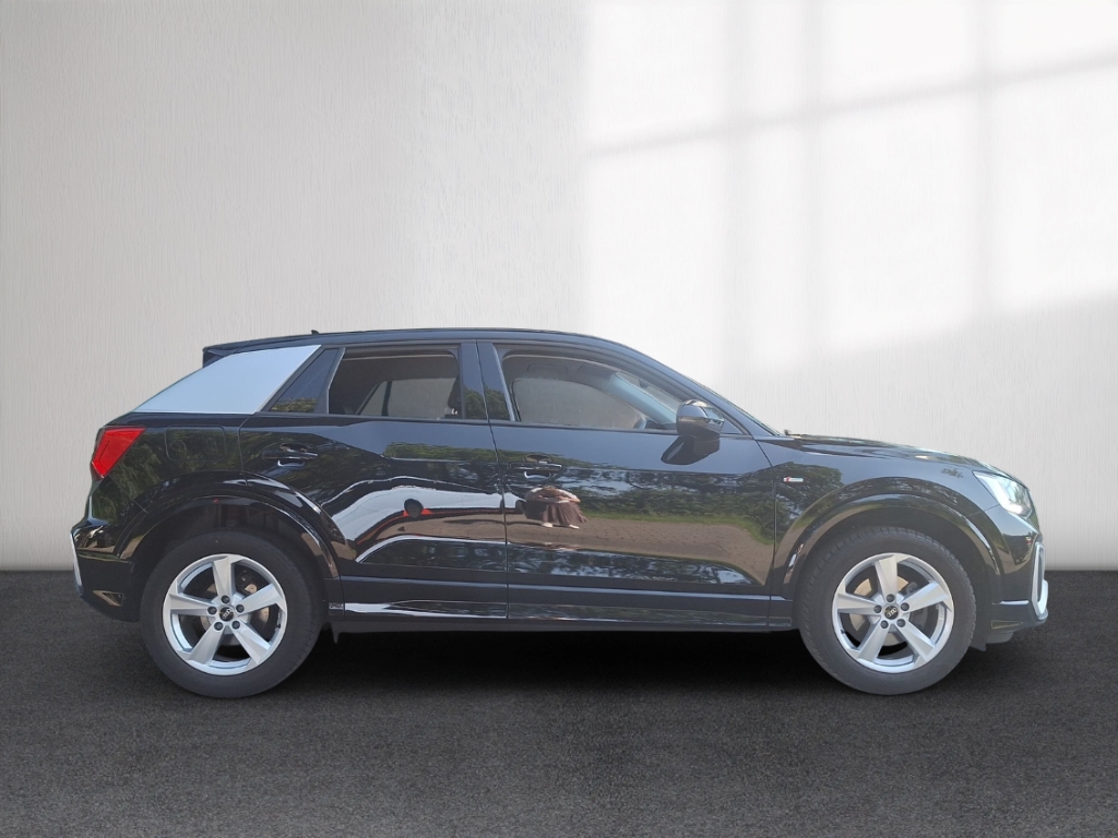 Fahrzeugabbildung Audi Q2 35 TFSI Stronic S line LED Navi Tempo SHZ PDC