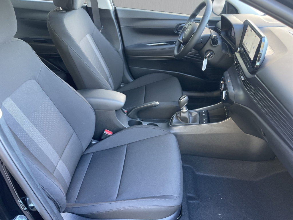 Fahrzeugabbildung Hyundai i20 FL MY26 1.0 T-GDI Trend Navi BOSE Digitales Cockpit LED Apple CarPlay Android