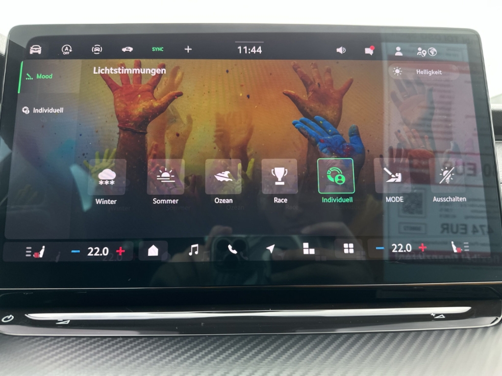 Fahrzeugabbildung SKODA Octavia Combi TDI DSG Sportline AHK LED SHZ NAVI PDC FrontAss SunSet