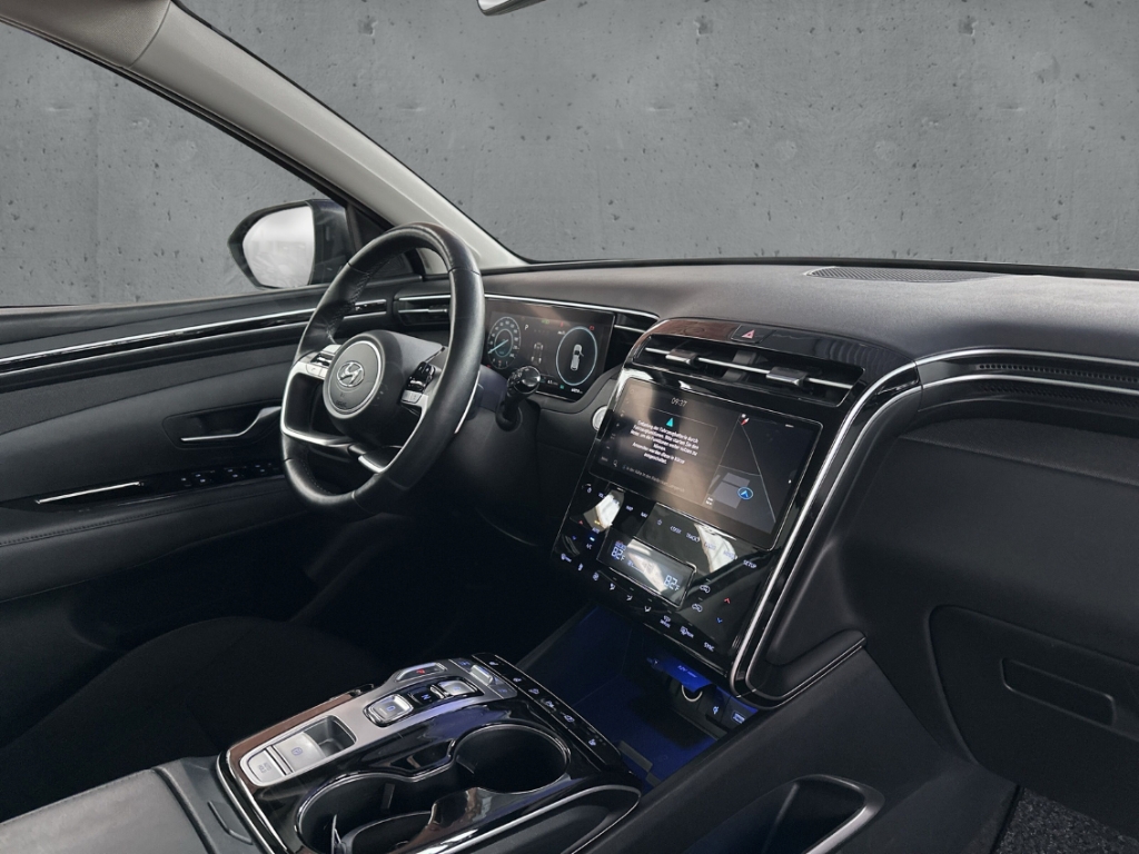 Fahrzeugabbildung Hyundai TUCSON 1.6 CRDI 4WD Trend NAVI ACC SHZ RFK DIGICOCKP