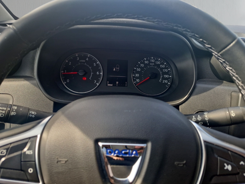 Fahrzeugabbildung Dacia Duster II 1.5 dCi Prestige NAVI SHZ LM RFK Klimaautomatik