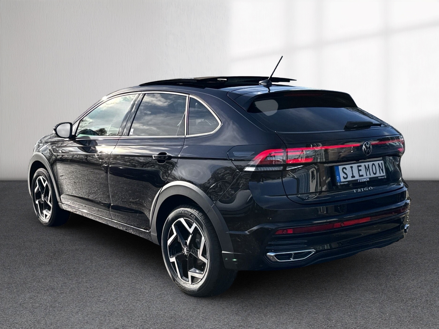 Fahrzeugabbildung Volkswagen Taigo 1.0 TSI DSG R-Line R-Kamera Navi GJR Pano IQ Drive