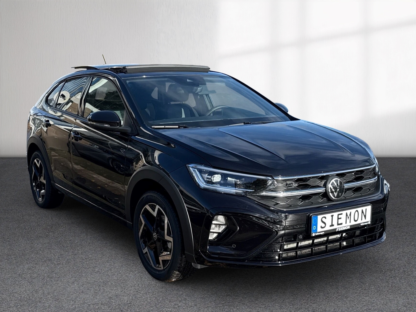 Fahrzeugabbildung Volkswagen Taigo 1.0 TSI DSG R-Line R-Kamera Navi GJR Pano IQ Drive