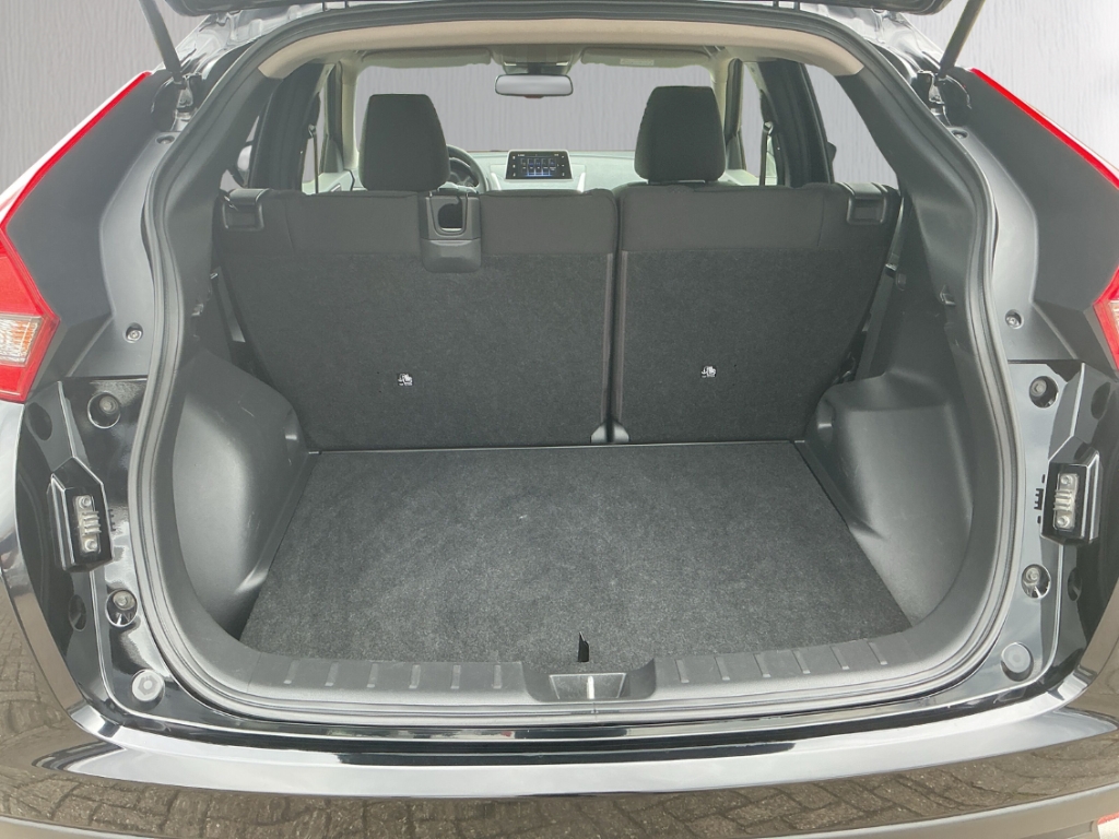 Fahrzeugabbildung Mitsubishi Eclipse Cross 1.5 MIVEC Active AHK SHZ RFK LM Tempomat