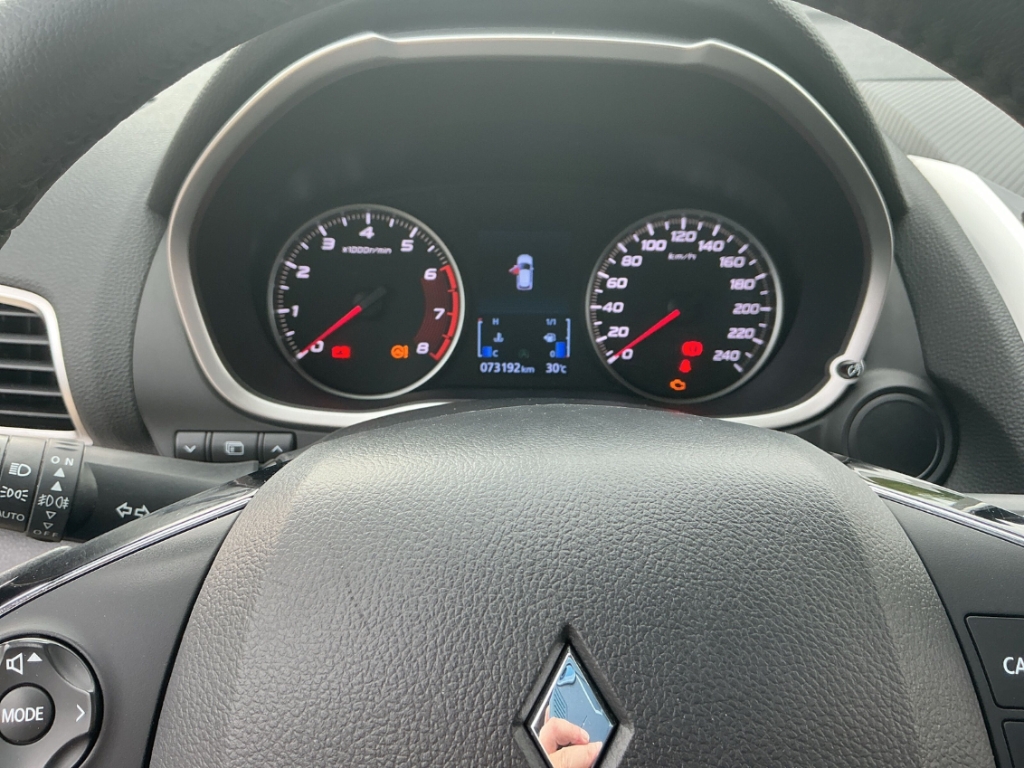 Fahrzeugabbildung Mitsubishi Eclipse Cross 1.5 MIVEC Active AHK SHZ RFK LM Tempomat
