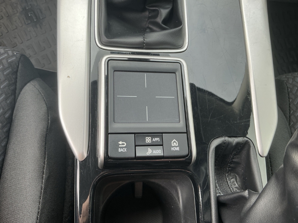 Fahrzeugabbildung Mitsubishi Eclipse Cross 1.5 MIVEC Active AHK SHZ RFK LM Tempomat