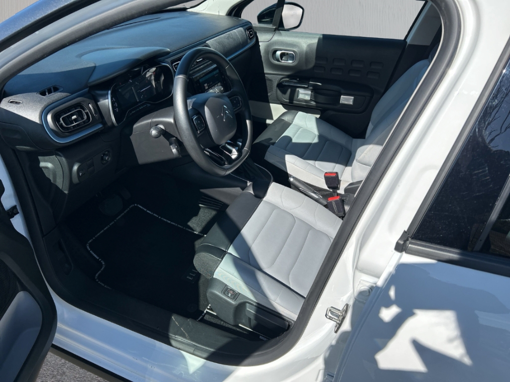 Fahrzeugabbildung Citroen C3 110 Elle S&S LEDER LED NAV TEMP SHZ BT