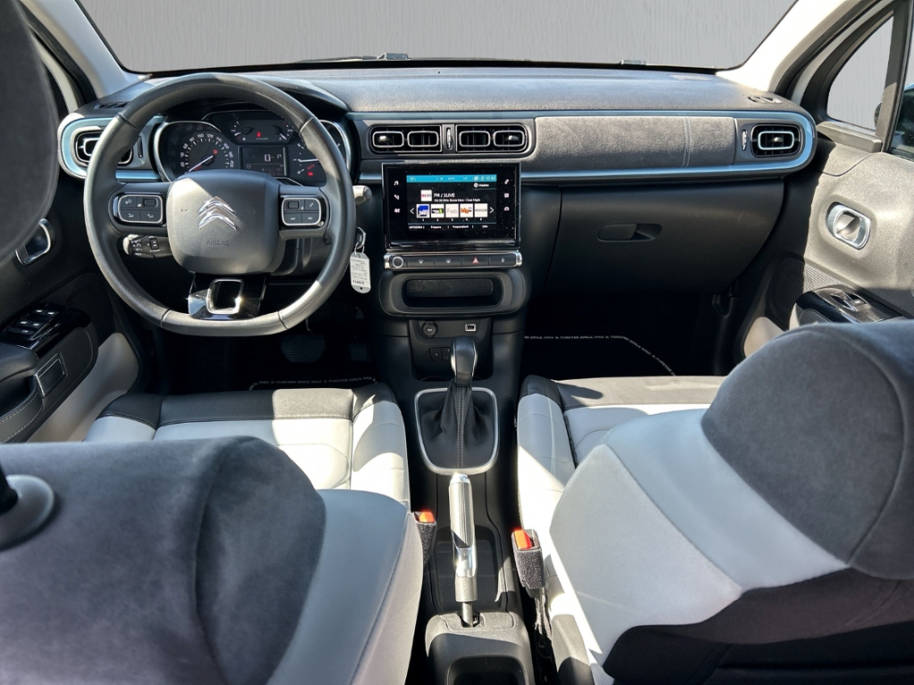 Fahrzeugabbildung Citroen C3 110 Elle S&S LEDER LED NAV TEMP SHZ BT