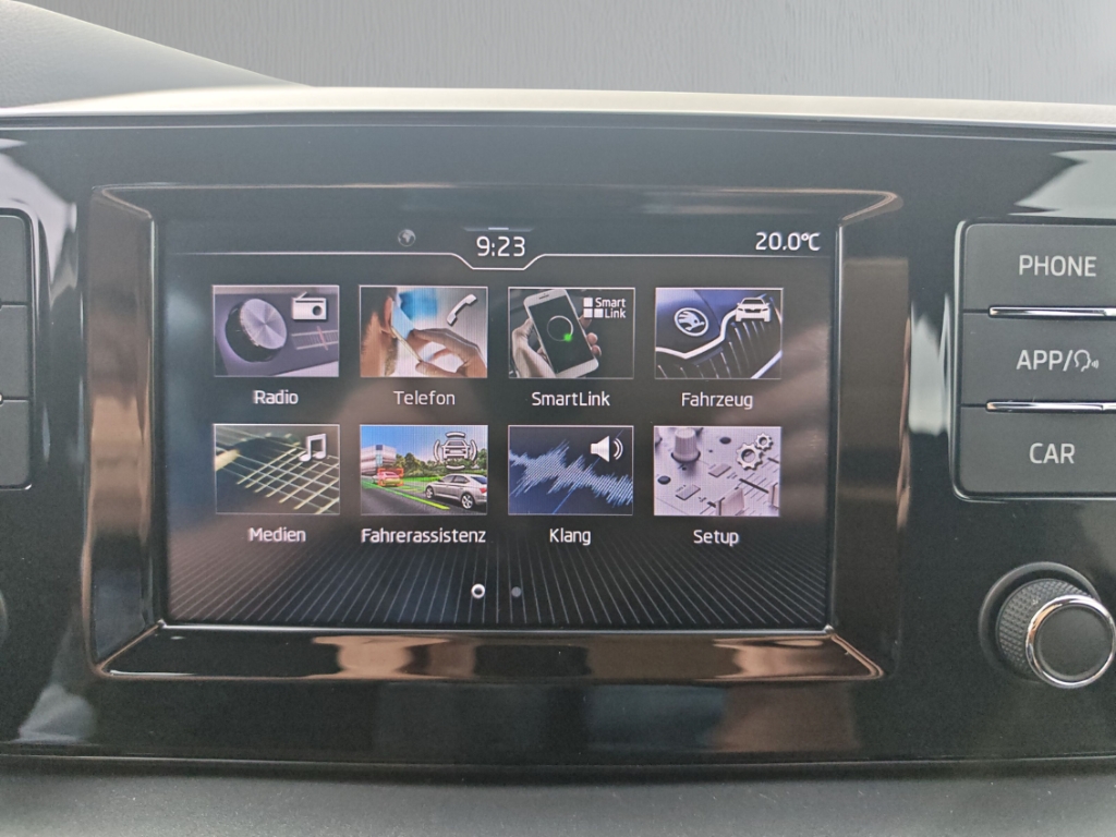 Fahrzeugabbildung SKODA Scala 1.0 TSI Cool Plus Klima PDC SHZ LM16