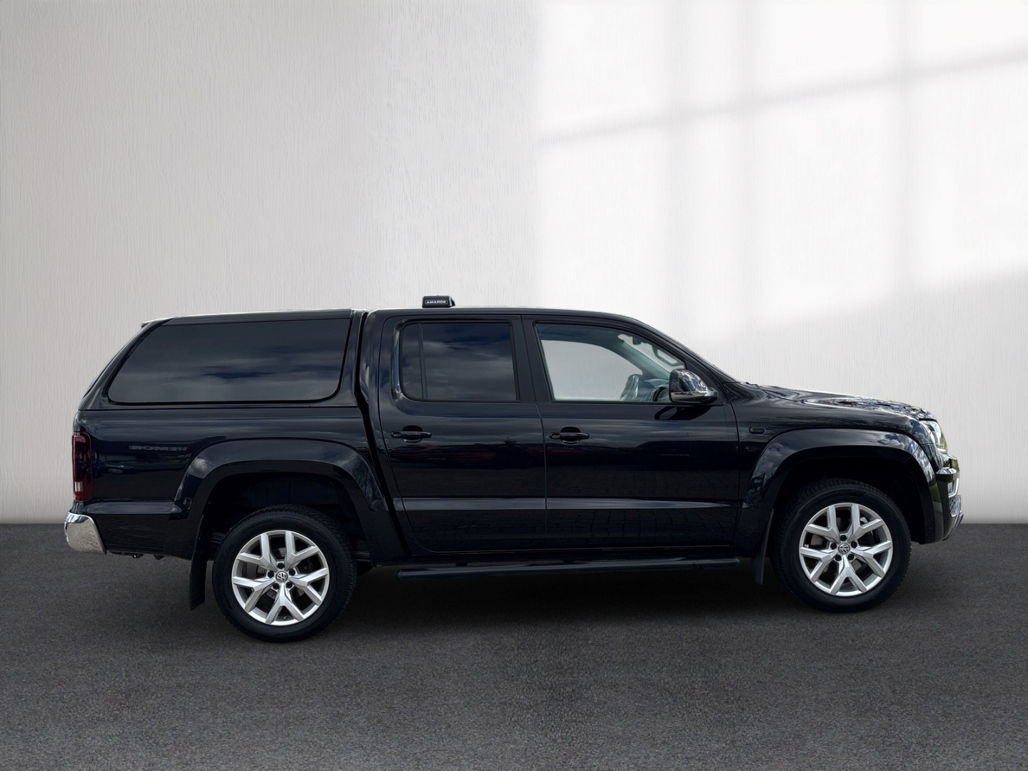 Fahrzeugabbildung Volkswagen Amarok Highline 4Motion DoKa 3.0 V6 Hardtop LED Leiste AHK SHZ