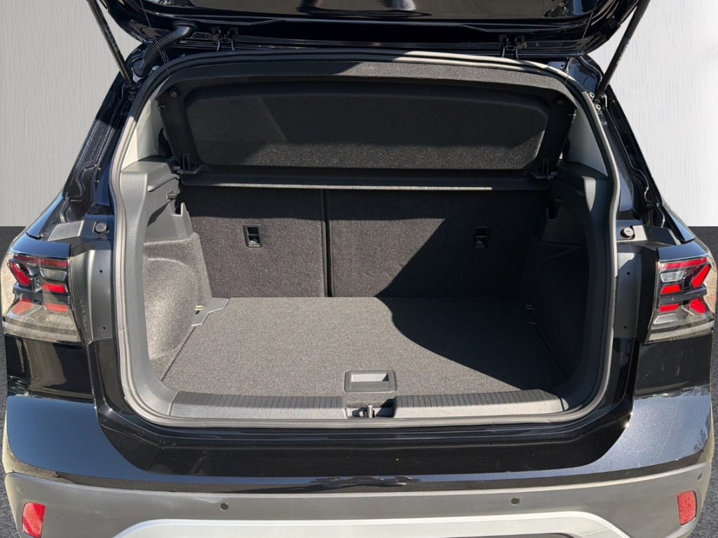 Fahrzeugabbildung Volkswagen T-Cross 1.0 TSI DSG Style IQ.LIGHT AHK Kamera LM