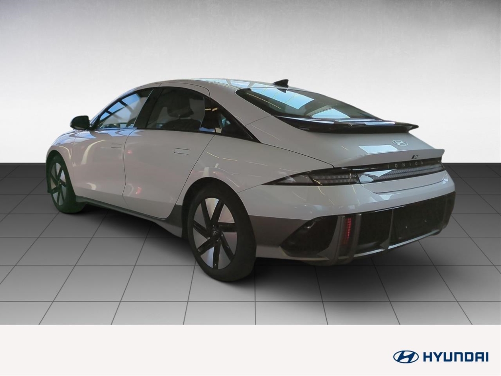 Fahrzeugabbildung Hyundai IONIQ 6 77,4kWh 2WD MY25 DYNAMIQ Navi Digitales Cockpit LED ACC El. Heckklappe Apple CarPlay
