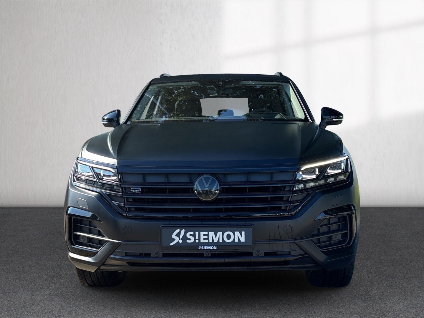 Fahrzeugabbildung Volkswagen Touareg Elegance 4Motion 3.0 V6 Navi Kam PDC Standheizung