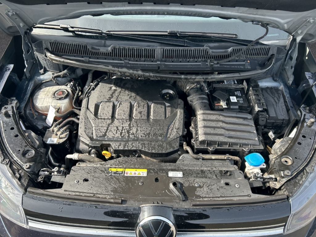 Fahrzeugabbildung Volkswagen Caddy Life TDI ACC SHZ Temp PDCv+h Color Navi eFH BT