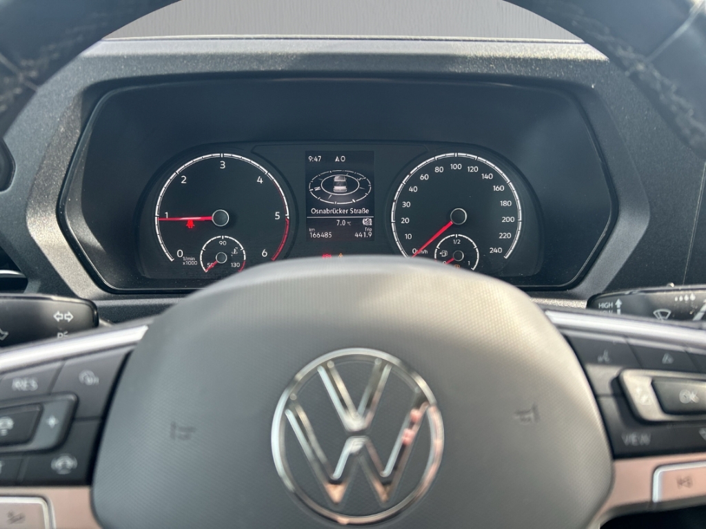 Fahrzeugabbildung Volkswagen Caddy Life TDI ACC SHZ Temp PDCv+h Color Navi eFH BT