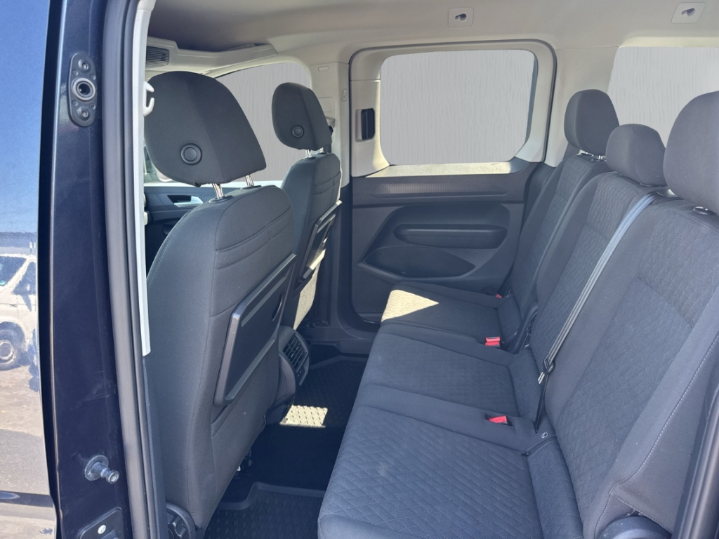 Fahrzeugabbildung Volkswagen Caddy Life TDI ACC Temp SHZ Navi Klima AHK Color BT